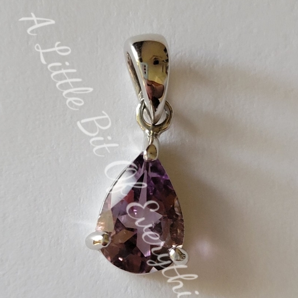 ❤️❤️Amethyst Solitaire Pendant